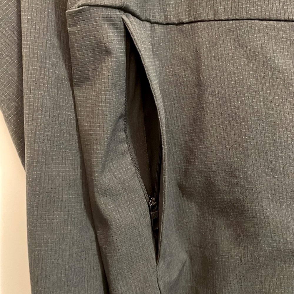 Lululemon jacket - Picture 11 of 14